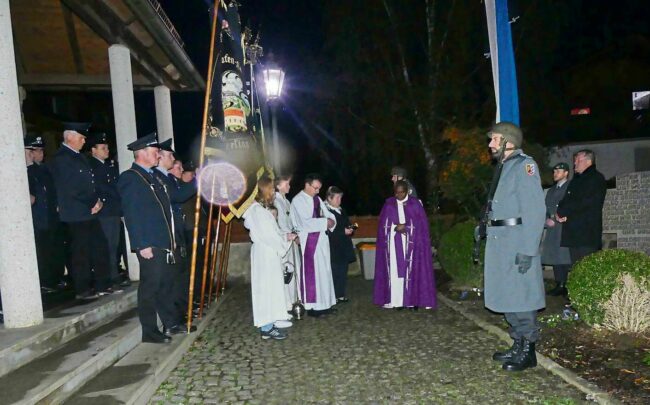 2022.11.12_Volkstrauertag_Harr