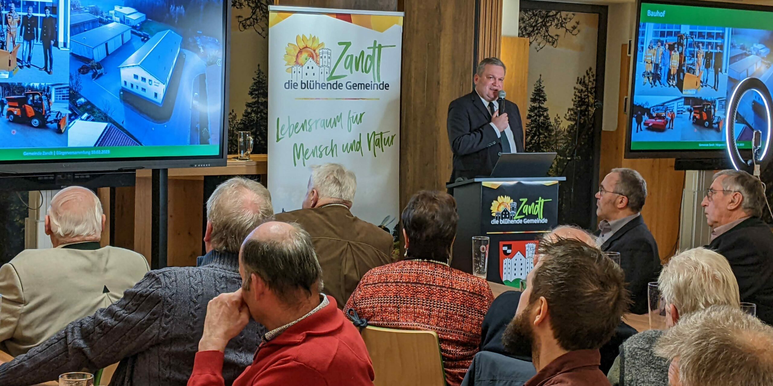 PXL_20230210_192438127