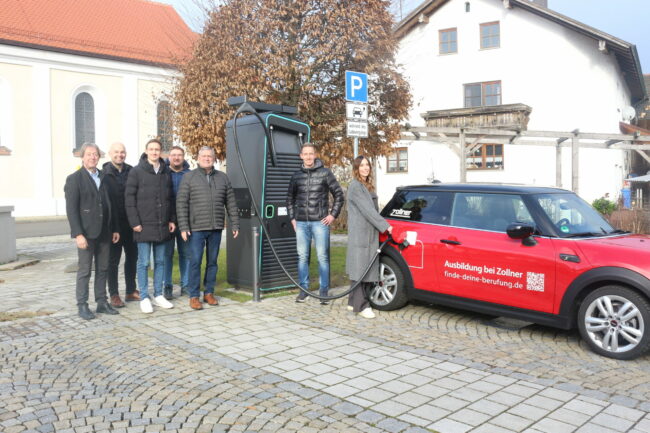 20241218 Eröffnung der Ladesäule in Zandt E-Ladesäule Zandt