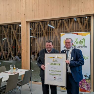 Bürgermedaille an Alfred Linsmeier verliehen